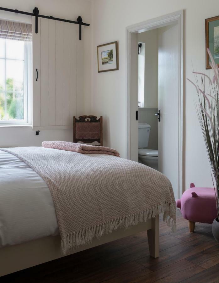The Happy Pig Hotell Kenmare Eksteriør bilde