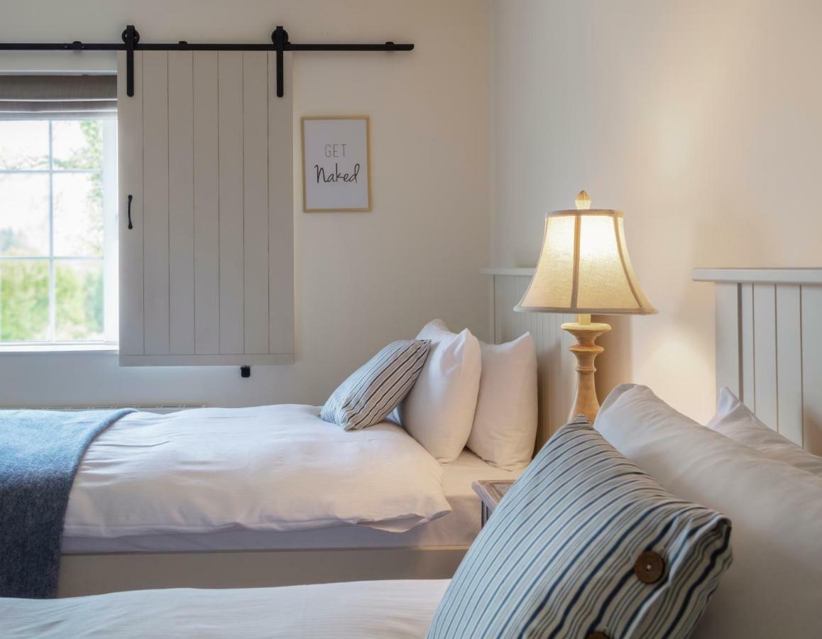 The Happy Pig Hotell Kenmare Eksteriør bilde